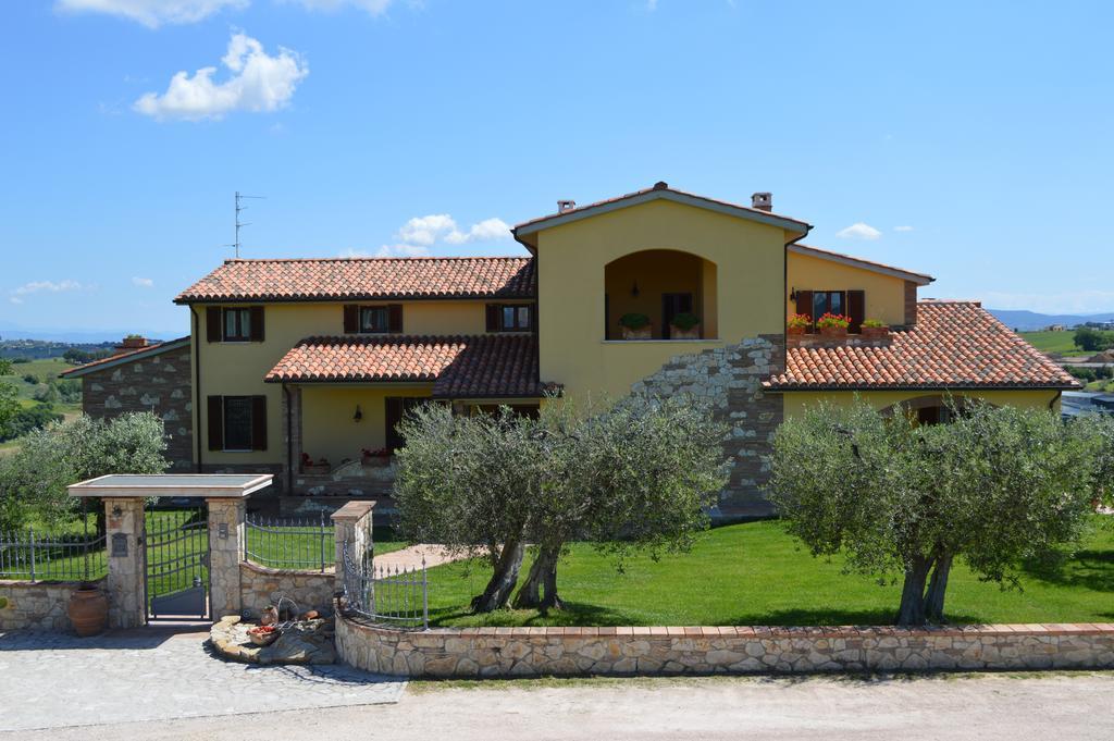 B&B La Casa Fra Gli Olivi Marsciano Buitenkant foto